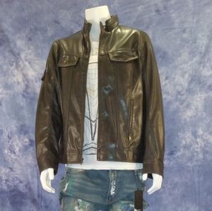 Meet your Posher, Fernando